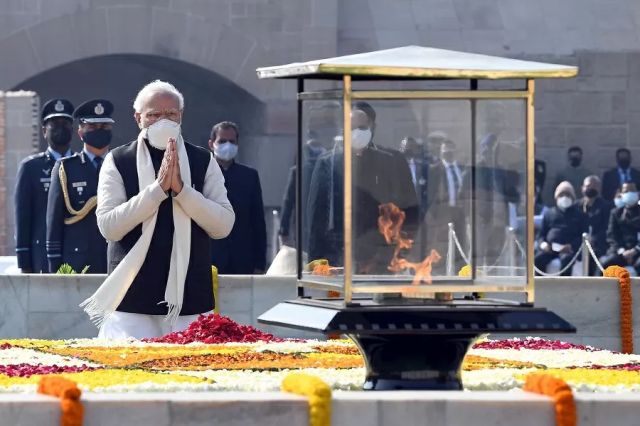 प्रधानमंत्री मोदी ने महात्मा गांधी को उनकी पुण्यतिथि पर याद किया
