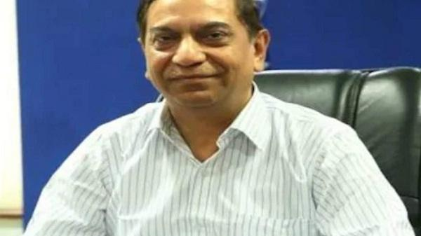 शीर्ष सरकारी अधिकारी की शिक्षा पर उठे सवाल, जांच शुरू