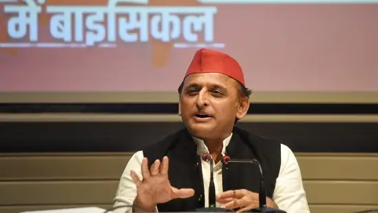 यूपी विधानसभा चुनाव: मैनपुरी की करहल सीट से लड़ेंगे सपा अध्यक्ष अखिलेश यादव