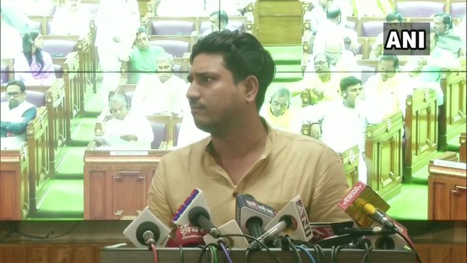 उत्तर प्रदेश की कैराना विधानसभा सीट से सपा उम्मीदवार नाहिद हसन को गैंगस्टर एक्ट में अरेस्ट भेजा गया जेल Uttar Pradesh Police on Saturday arrested Samajwadi Party's candidate from Kairana seat, Nahid Hasan, under the Gangster Act. SP candidate