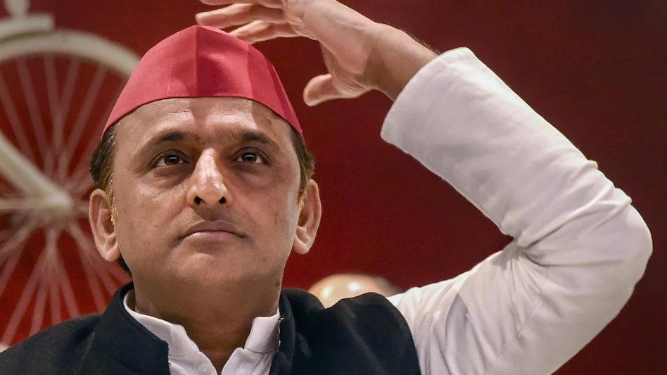 क्या उप्र विधान सभा चुनाव में डिजिटल लड़ाई से अखिलेश यादव डर गए है??