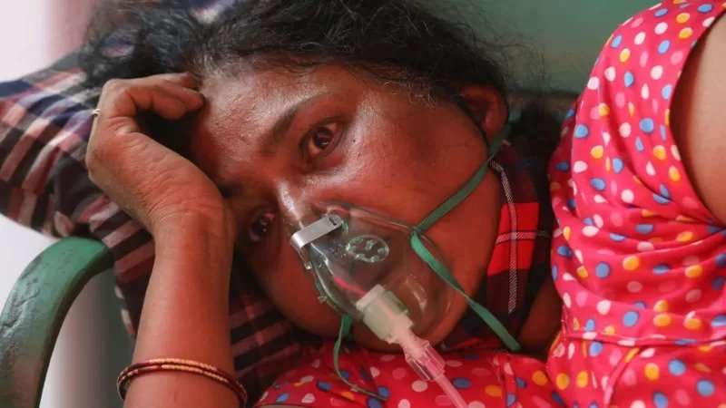 ओमिक्रॉन वेरिएंट धीरे-धीरे कई राज्यों में डेल्टा की जगह ले रहा है: आईसीएमआर The Omron version of the coronavirus is slowly replacing the delta version in several states across the country.