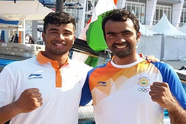 प्रधानमंत्री ने तमिलनाडु के युवाओं को खेलों के लिए प्रेरित करने के लिए केसी गणपति और वरुण ठक्कर की सराहना की The Prime Minister, Shri Narendra Modi has lauded KC Ganapathi and Varun Thakkar for inspiring the youth of Tamil Nadu about sports