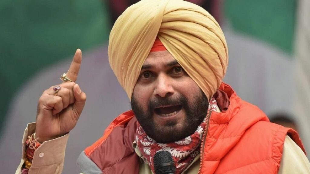 नवजोत सिंह सिद्धू का विवादित बयान, बोले- किसान एक साल तक दिल्ली में बैठे रहे और पीएम … Where was Punjab Congress President Navjot Singh Sidhu also going to be behind regarding this matter. Sidhu has taken a jibe