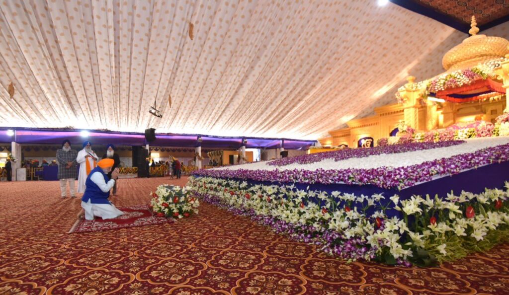 प्रधानमंत्री मोदी ने गुरु गोबिंद सिंह जी के प्रकाश पर्व पर लोगों को दी बधाई, किया ये खास ऐलान
