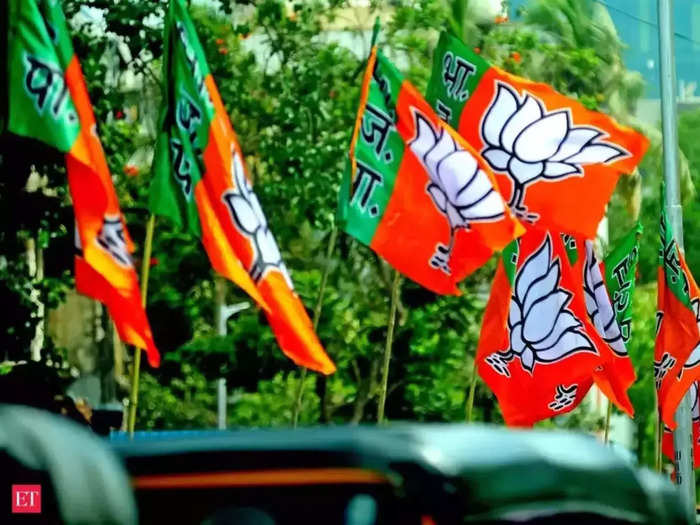 सपा-भाजपा ने जारी की उम्मीदवारों की एक और सूची