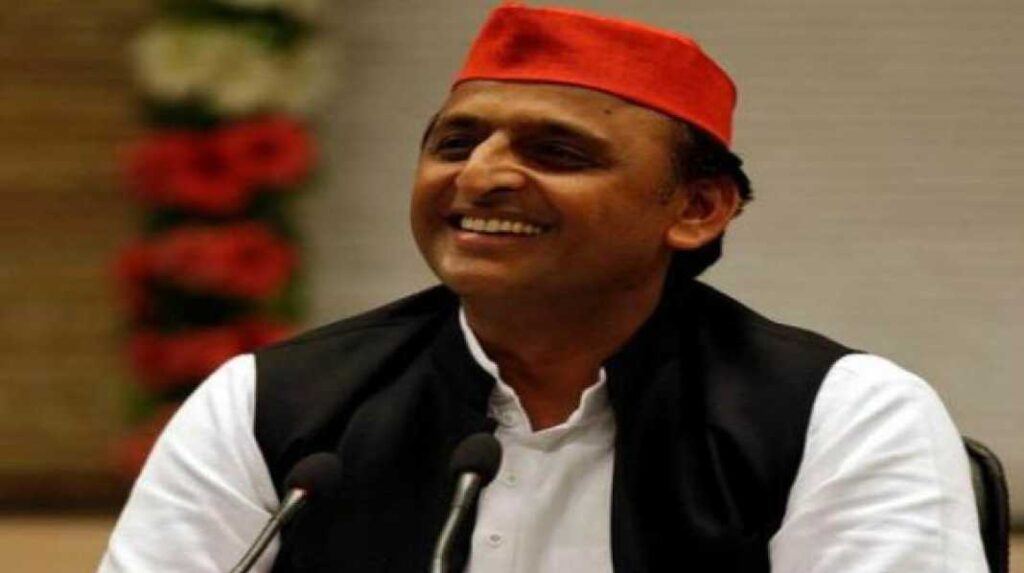 The SP chief, who reached Pilibhit before the third and fourth phases of voting, attacked the BJP fiercely. SP chief Akhilesh Yadav staged