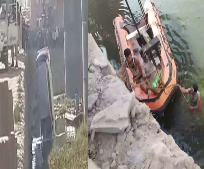 कोटा में हादसाः चंबल नदी में गिरी बस, दूल्हे समेत नौ की मौत Nine people, including the groom, were killed when a car going for a procession fell into a river in Kota in Rajasthan. The incident took