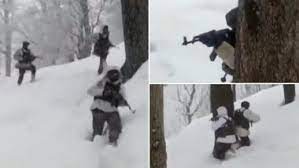 अरुणाचलः हिमस्खलन में फंसे सेना के सात जवान, रेस्क्यू जारी Seven Indian Army personnel have been trapped after an avalanche hit a high altitude area in Kameng sector of Arunachal Pradesh. official