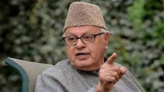 भागेंगे नहीं, जम्मू-कश्मीर में जब भी चुनाव होगा लड़ेंगेः फारूक अब्दुल्ला National Conference President Farooq Abdullah has said that whenever elections are held in Jammu and Kashmir, his party will fight,