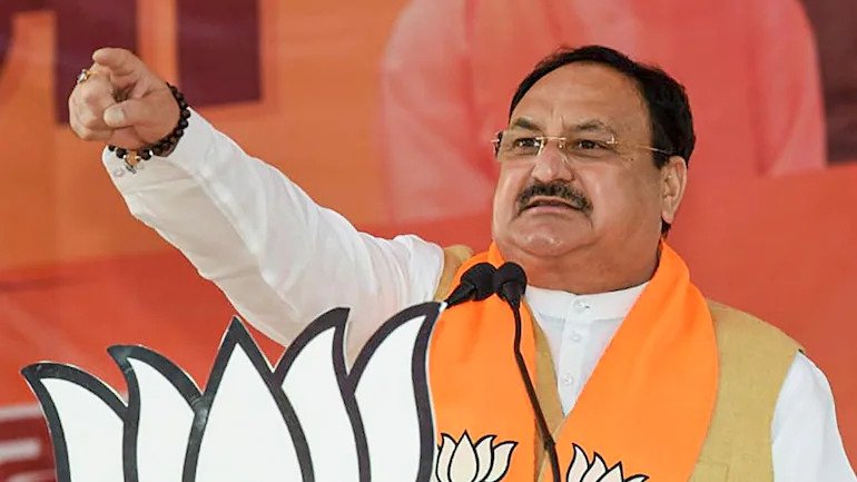 नड्डा का सपा पर वार, बोले-अखिलेश को आतंकियों से प्रेम क्यों? Meanwhile, BJP National President JP Nadda, who reached Gorakhpur, targeted Samajwadi Party's National President and former Ch