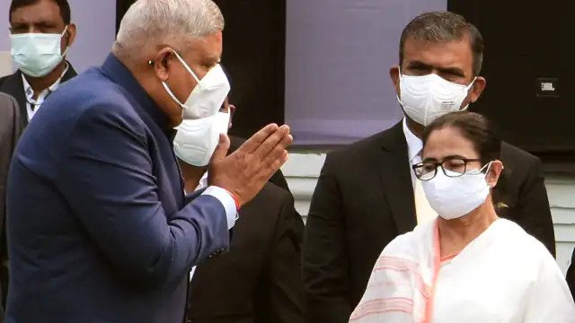 राज्यपाल की ममता को चिट्ठी, लिखा-जब चाहें राजभवन आ जाएं In West Bengal, there is often a tussle between Governor Jagdeep Dhankhar and Chief Minister Mamata Banerjee. Now the Governor