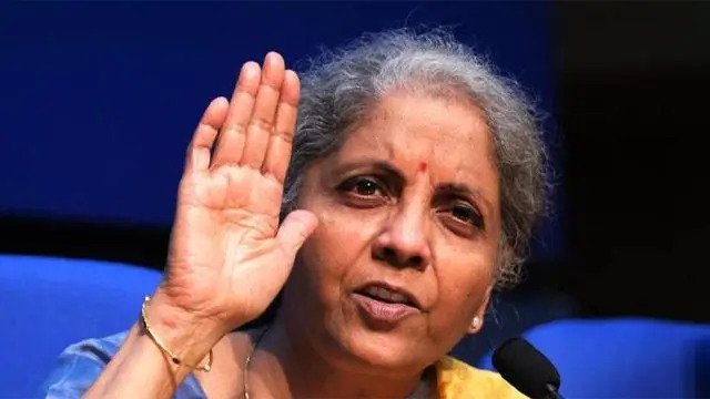 बजट 2022: गरीबों को घर, युवाओं को नौकरी, किसानों को डिजिटल सेवा, ऑनलाइन यूनिवर्सिटी पढ़िये वित्तमंत्री ने अपने भाषण में क्या-क्या कहा Initiating the budget speech in the Lok Sabha, Finance Minister Nirmala Sitharaman said that India's growth rate is expected to be 9.27