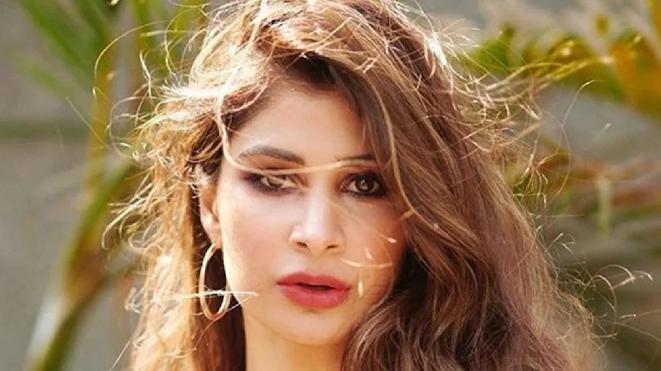पंजाबः सिद्धू की बेटी की जिद्द, पिता के जीतने तक नहीं करेंगी शादी Navjot Singh Sidhu's daughter Rabia Sidhu is often in the news due to her Instagram posts, but these days she is busy campaigning