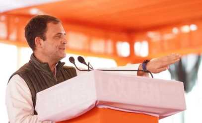आज का राजा जनता की नहीं सुनताः राहुल To help the farmers in the Terai, Rahul Gandhi called Prime Minister Modi the king, he said that the respect of farmers can return only