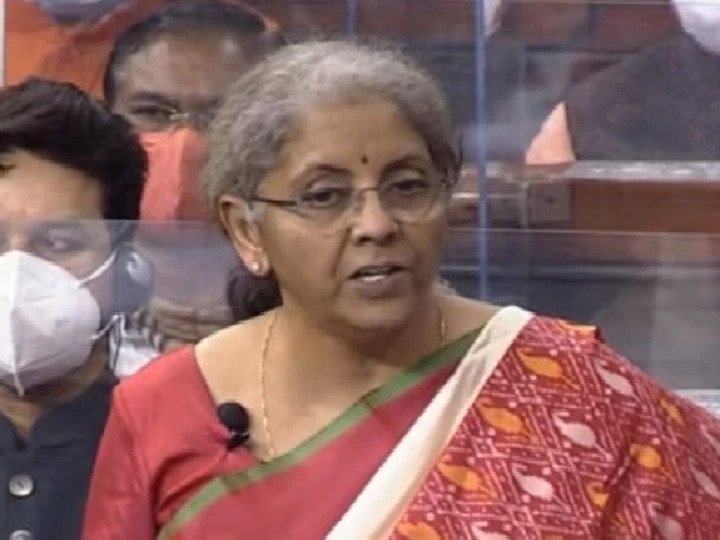 बजट से मध्यम वर्ग मायूस, किसान, गरीब, नौकरी, व शिक्षा पर जोर, क्रिप्टो पर टैक्स, कॉरपोरेट टैक्स में कटौती, सरकारी कर्मियों को पेंशन में छूट का ऐलान, जानें बजट से जुड़ी हर बात Nirmala Sitharaman presented a budget of 39.45 lakh crores for the next financial year, a target has been set to keep the fiscal deficit up