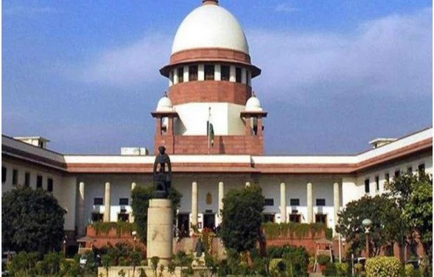 रामसेतु को मिले ऐतिहासिक स्मारक का दर्जा, सुप्रीम कोर्ट में फिर उठी मांग The demand for declaring Ram Setu as a historical monument has again raised in the Supreme Court. A petition has been filed in this regard.