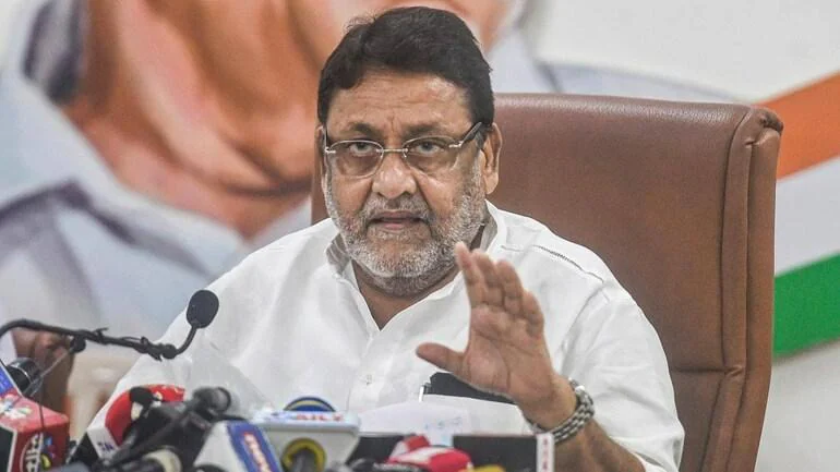 महाराष्ट्र सरकार के मंत्री नवाब मलिक को कोर्ट में किया पेश