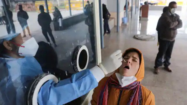 कोरोना का ग्राफ गिरा, नए केसों से ज्यादा ठीक होने वाले The speed of corona in the country is gradually decreasing. In the last 24 hours between the third wave of corona, 1 lakh 7474 new cases of