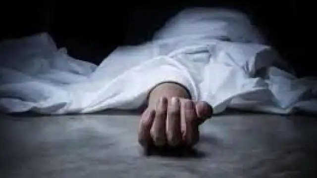 राजस्थान: मंदिर निर्माण के दौरान हादसा, दो मजदूरों की मौत Two laborers died in an accident in Chittorgarh district of Rajasthan this morning. The incident happened near a temple in the famous