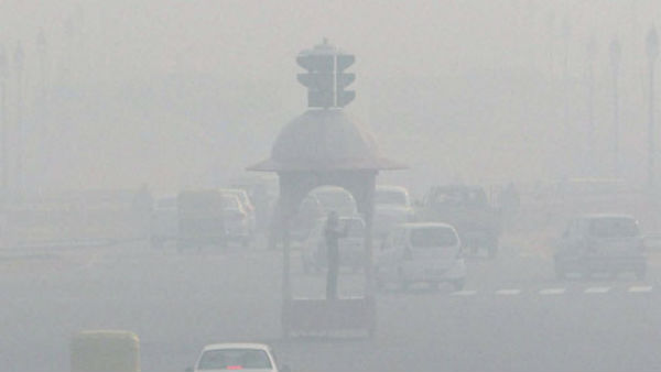 दिल्ली में फिर बढ़ेगी सर्दी, उप्र में भी बदलेगा मौसम का मिजाज For the last two days, due to the sudden change in the weather pattern in the national capital Delhi, winter has increased once again.