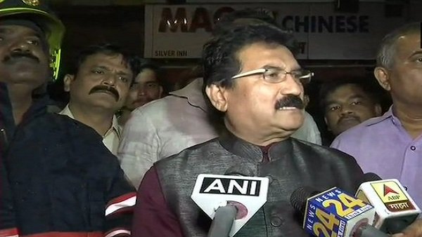 नवाब मलिक के बाद शिवसेना नेता के घर केंद्रीय जांच एजेंसी ने दी दस्तक