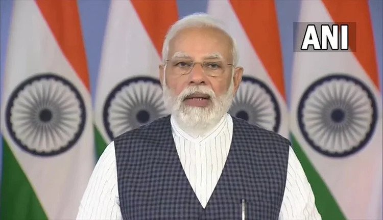 ग्रामीण अर्थव्यवस्था का बड़ा आधार है महिला शक्तिः मोदी Prime Minister Narendra Modi on Wednesday addressed a webinar on the positive impact of the Union Budget on rural development.