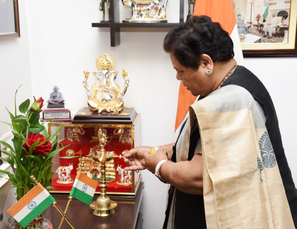 राज्यपाल सुश्री उइके इंटरनेशनल नेचुरोपैथी आर्गेनाइजेशन द्वारा ‘‘महिला स्वास्थ्य और उद्यमिता‘‘ विषय पर आयोजित वेबिनार में हुई शामिल