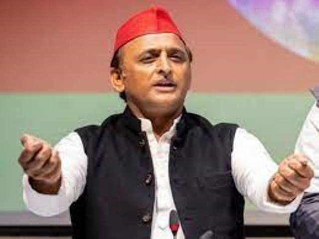 अखिलेश यादव ने बताया क्यों करहल से बने रहेंगे विधायक