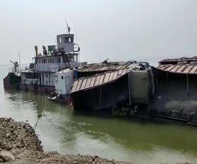 साहिबगंज से मनिहारी जा रहा मालवाहक जहाज गंगा में डूबा, ड्राइवर लापता