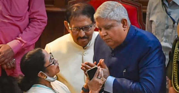 लोगों को जिंदा जलाने की घटना पर बोले राज्यपाल धनखड़, हिंसा और जंगलराज के हवाले है बंगाल