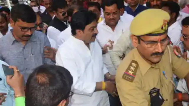 राजा भैया के करीबी एमएलसी अक्षय प्रताप को सात साल की कैद