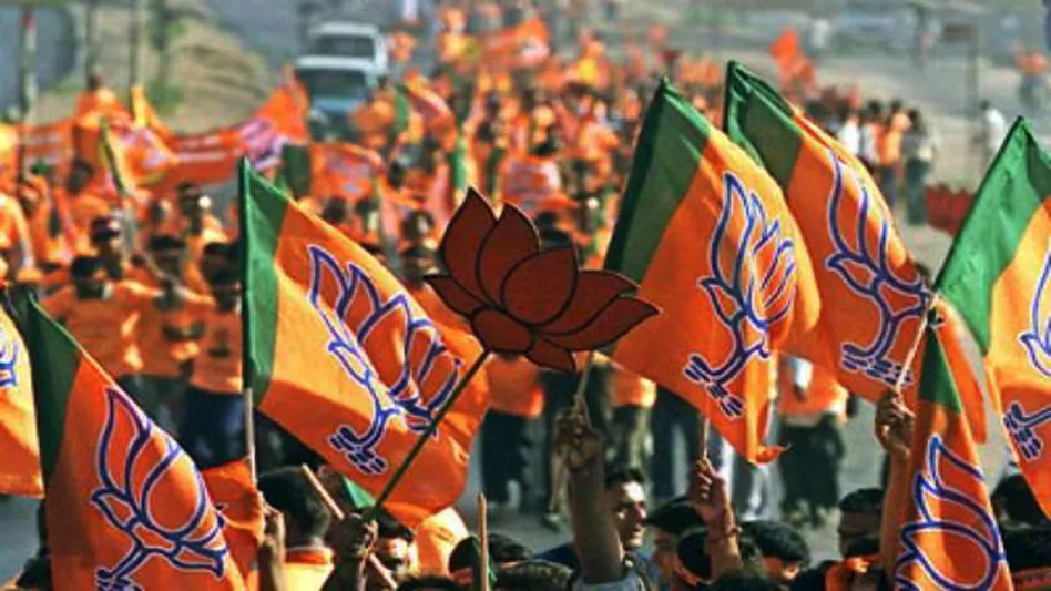 भाजपा के हिन्दुत्व की परीक्षा इन धर्मनगरियों में
