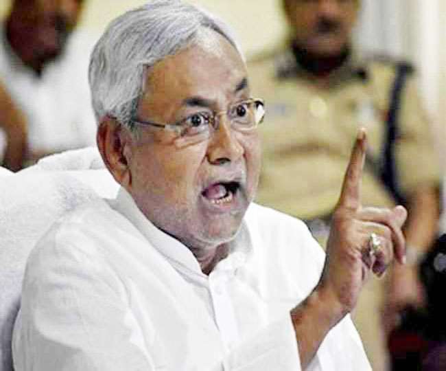 बिहारः स्पीकर पर भड़के नीतीश, कहा- आप संविधान का उल्लंघन कर रहे