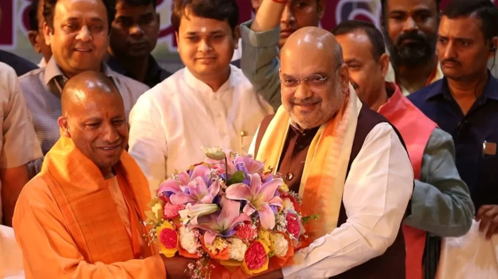 योगी आदित्यनाथ चुने गए भाजपा विधायक दल के नेता, कल लेंगे शपथ