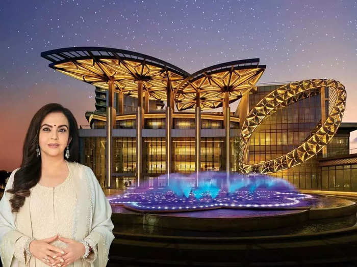 नीता अंबानी ने लॉन्च किया भारत का सबसे बड़ा कन्वेशन सेंटर ‘जियो वर्ल्ड कन्वेंशन सेंटर’
