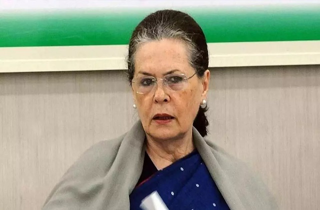 पंजाब के सांसदों ने सोनिया गांधी के सामने निकाली भड़ास, बैठक में एक-दूसरे पर लगाए गंभीर आरोप