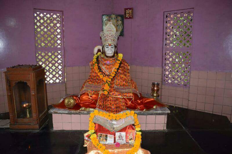 हनुमान जी के जन्मोत्सव के अवसर पर रुद्र आत्मक हनुमान मंदिर में संपन्न हुई 108 जोड़ों की निशुल्क सतनारायण कथा