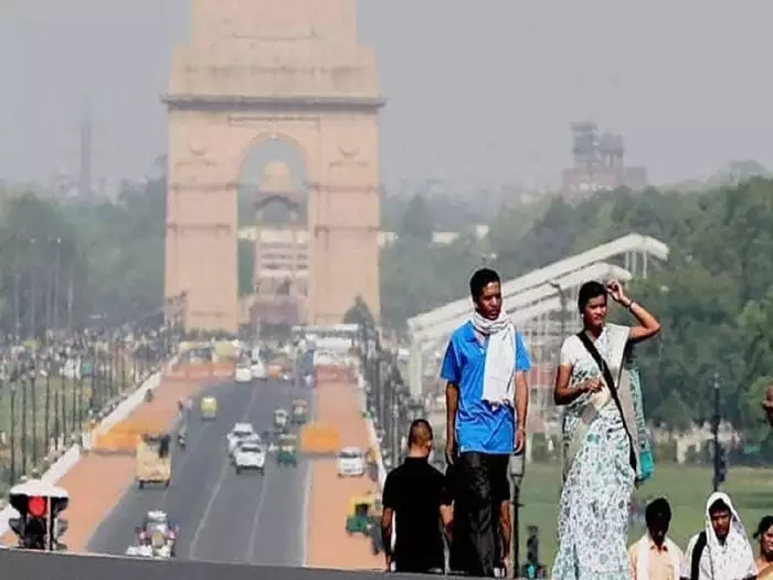 अभी और बढ़ेगा दिल्ली समेत 5 राज्यों में गर्मी का सितम