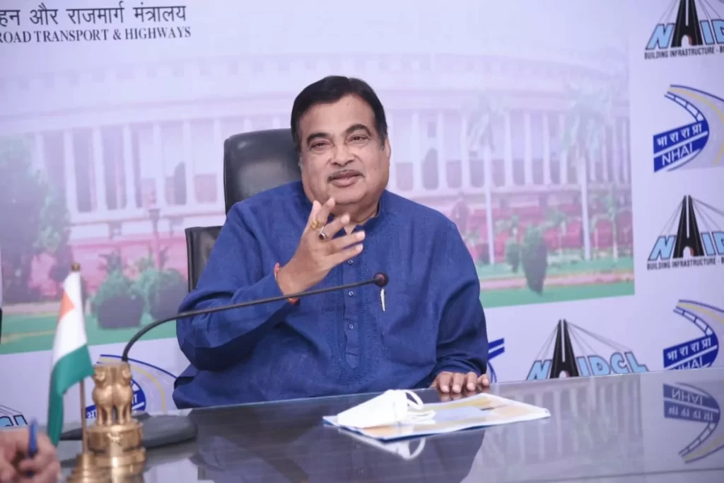 कंपनियां सभी खराब वाहनों की खेप को तुरंत वापस बुलाने के लिए अग्रिम कार्रवाई कर सकती- नितिन गडकरी