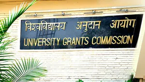 अब दो डिग्री एक साथ कर सकेंगे छात्रः यूजीसी