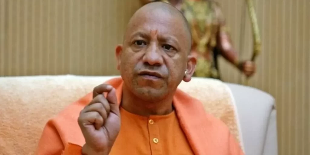 कोई शोभायात्रा या धार्मिक जुलूस बिना अनुमति के न निकाला जाएः योगी