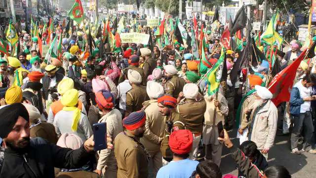 किसानों और सरकार के बीच फिर तकरार! अब एसकेएम ने ठुकराई समिति से जुड़ी यह पेशकश