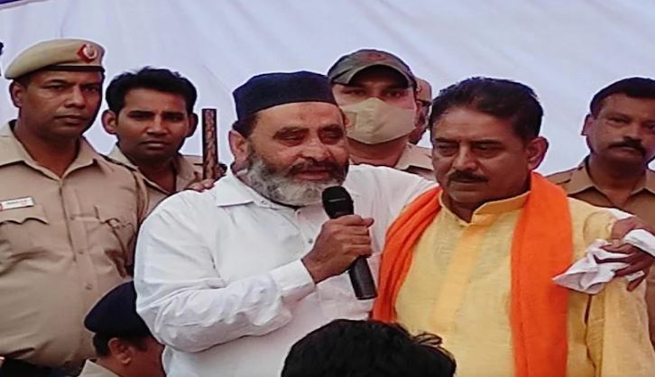 जहांगीरपुरी में हिंसा के बाद साथ आए हिन्दू-मुस्लिम पक्ष, गिले-शिकवे हुए दूर, मांगी माफी