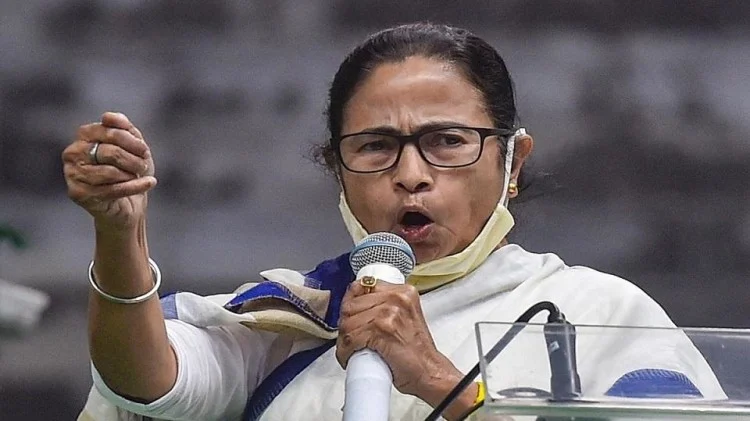 ममता बनर्जी आएंगी दिल्ली, 30 अप्रैल को मुख्यमंत्रियों और मुख्य न्यायाधीशों के सम्मेलन में करेंगी शिरकत