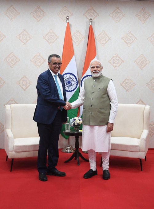 प्रधानमंत्री मोदी ने विश्व स्वास्थ्य संगठन के महानिदेशक डॉ. टेड्रोस घेब्रेयेसस से की भेंट