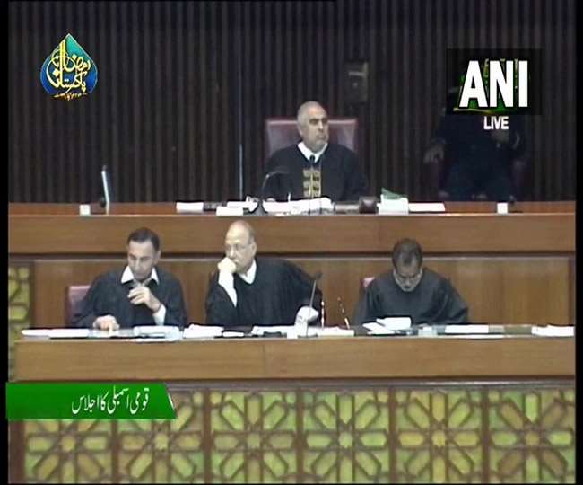 सरकार चाहती है विदेशी साजिश पर बहस, विपक्ष चाहता है अविश्वास प्रस्ताव पर वोटिंग