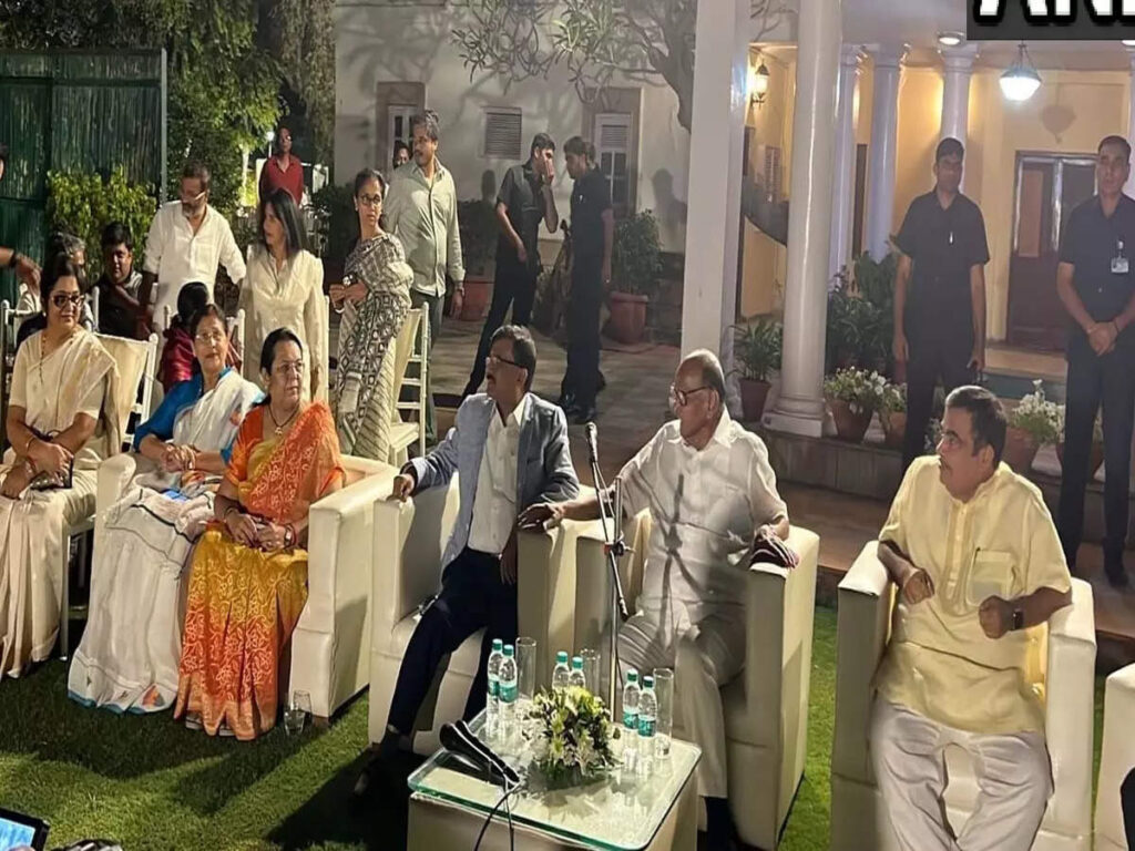 महाराष्ट्र में पक रही सियासी खिचड़ी? रात में गडकरी के साथ पवार के घर डिनर पार्टी, फिर मोदी से मुलाकात