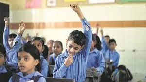 निजी स्कूलों को राहत, अभिभावकों को झटका…यूपी सरकार ने फीस बढ़ाने की अनुमति