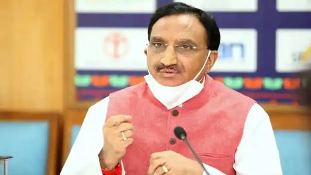 बंगले से बाहर किए जाएंगे रमेश पोखरियाल, सिंधिया के लिए बनेगी जगह